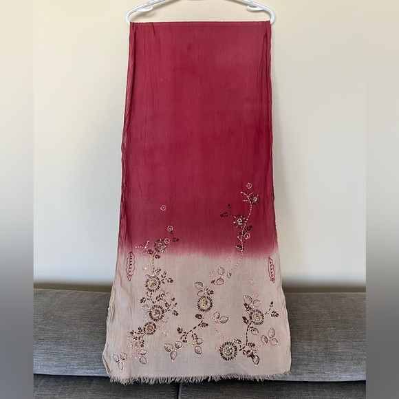 Beautiful ombré cotton scarf from India - Picture 1 of 7